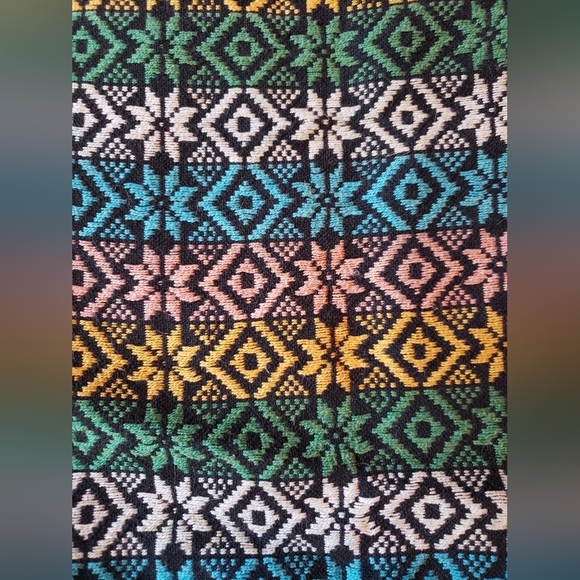 Vintage embroidered skirt - Picture 3 of 7